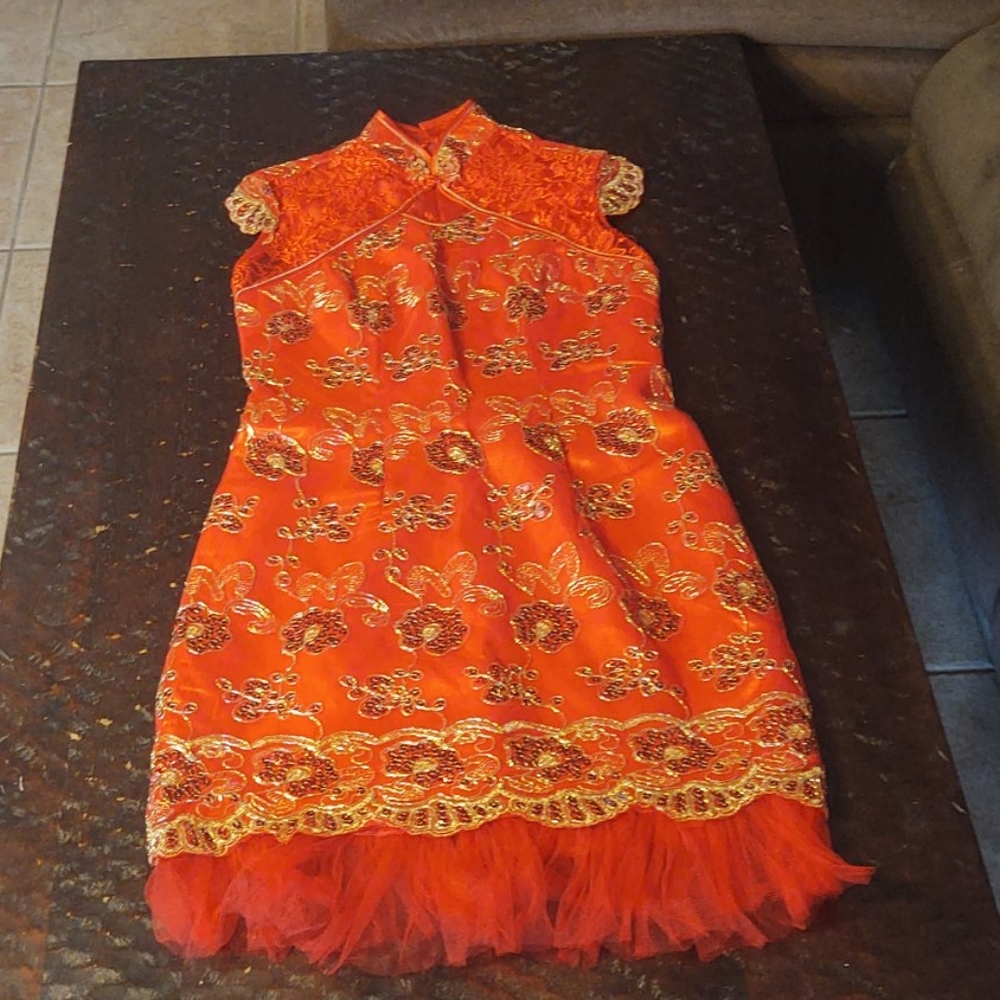 Formal woman's Chinese dress